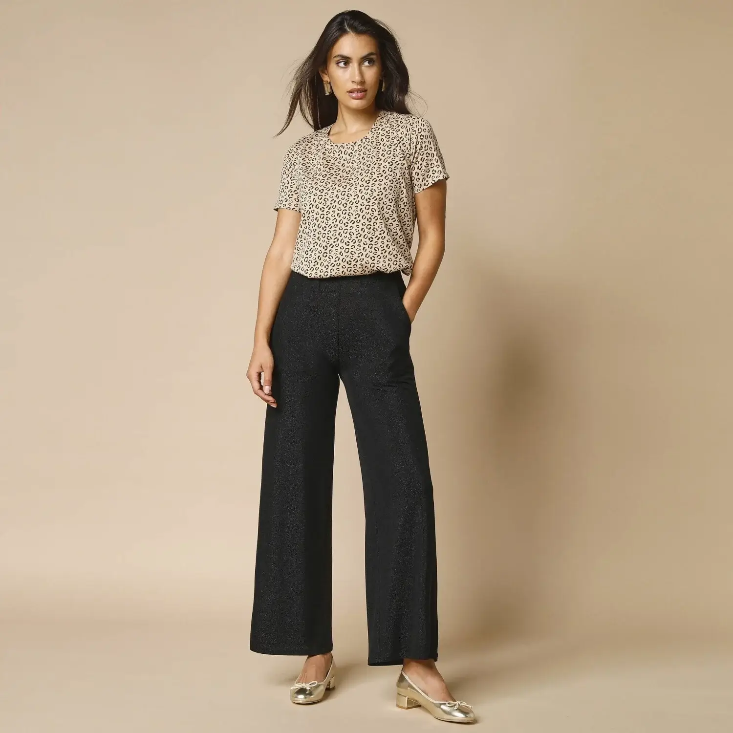 Široké kalhoty černé s topem